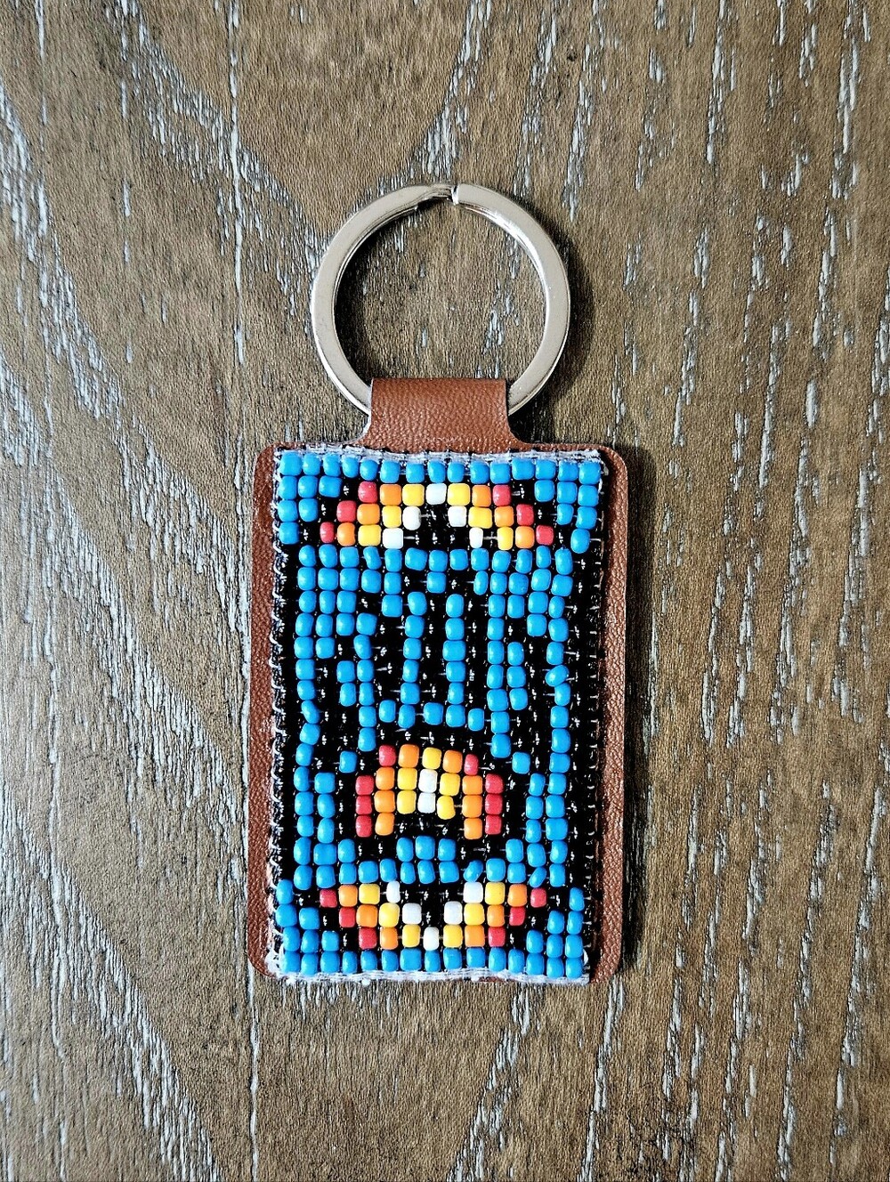 Beaded Rectangular Keychain - Native Design - Bear Paw - Picture 2 of 5